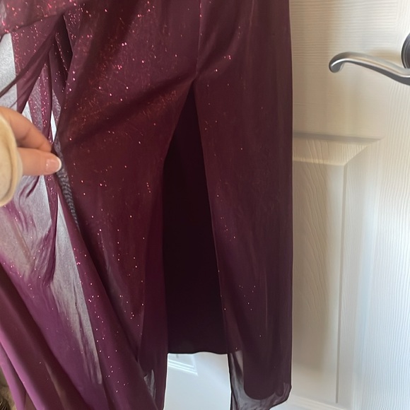 Wine Colored Gown (Sparkly) - Picture 4 of 8